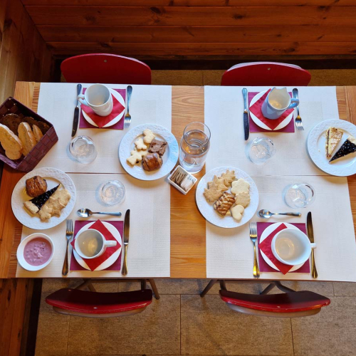12 Colazioni Alpe Campo Rimasco