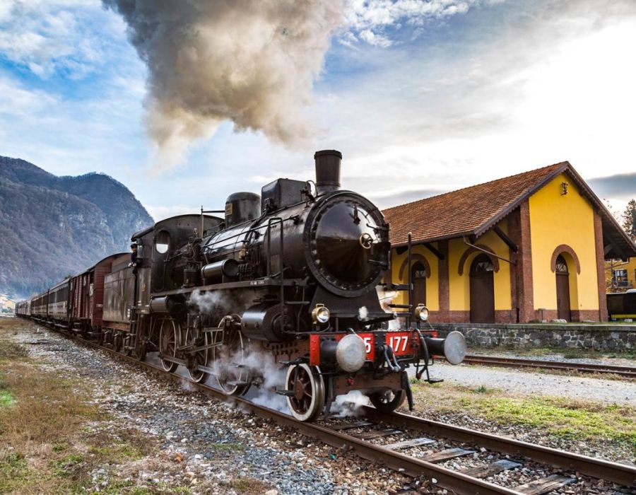 IN VALSESIA CON IL TRENO STORICO